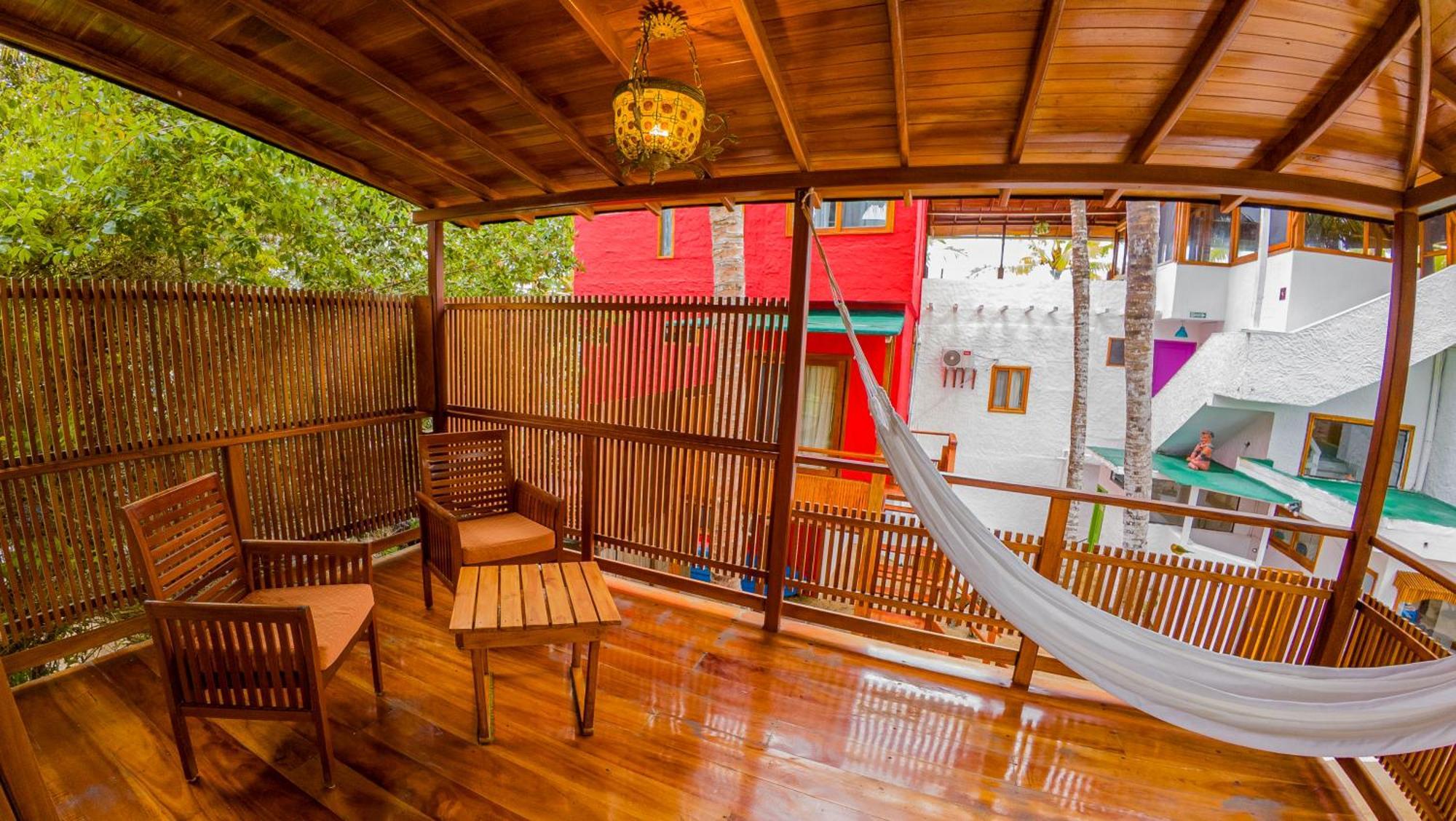 Hotel La Casa De Marita Puerto Villamil Esterno foto