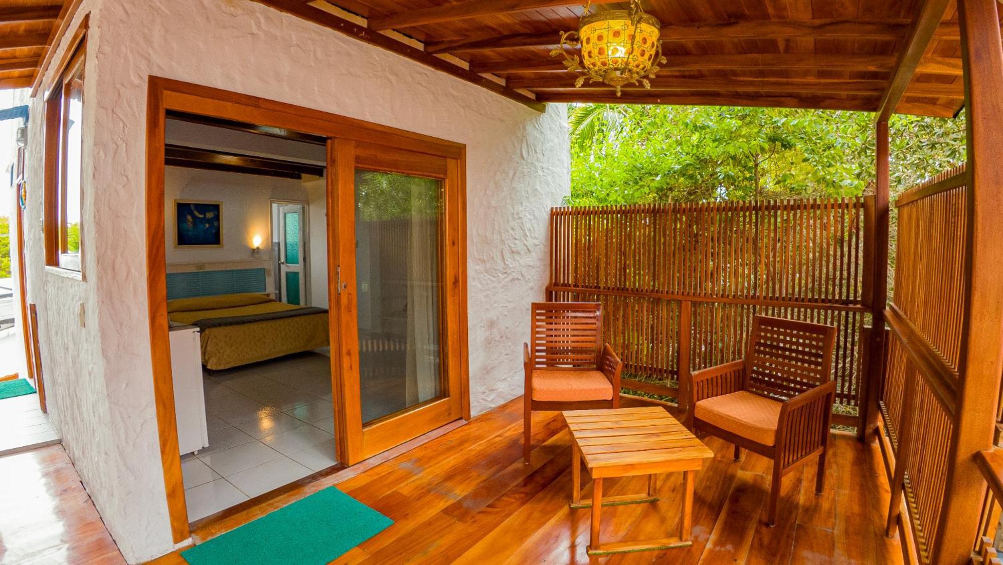 Hotel La Casa De Marita Puerto Villamil Esterno foto