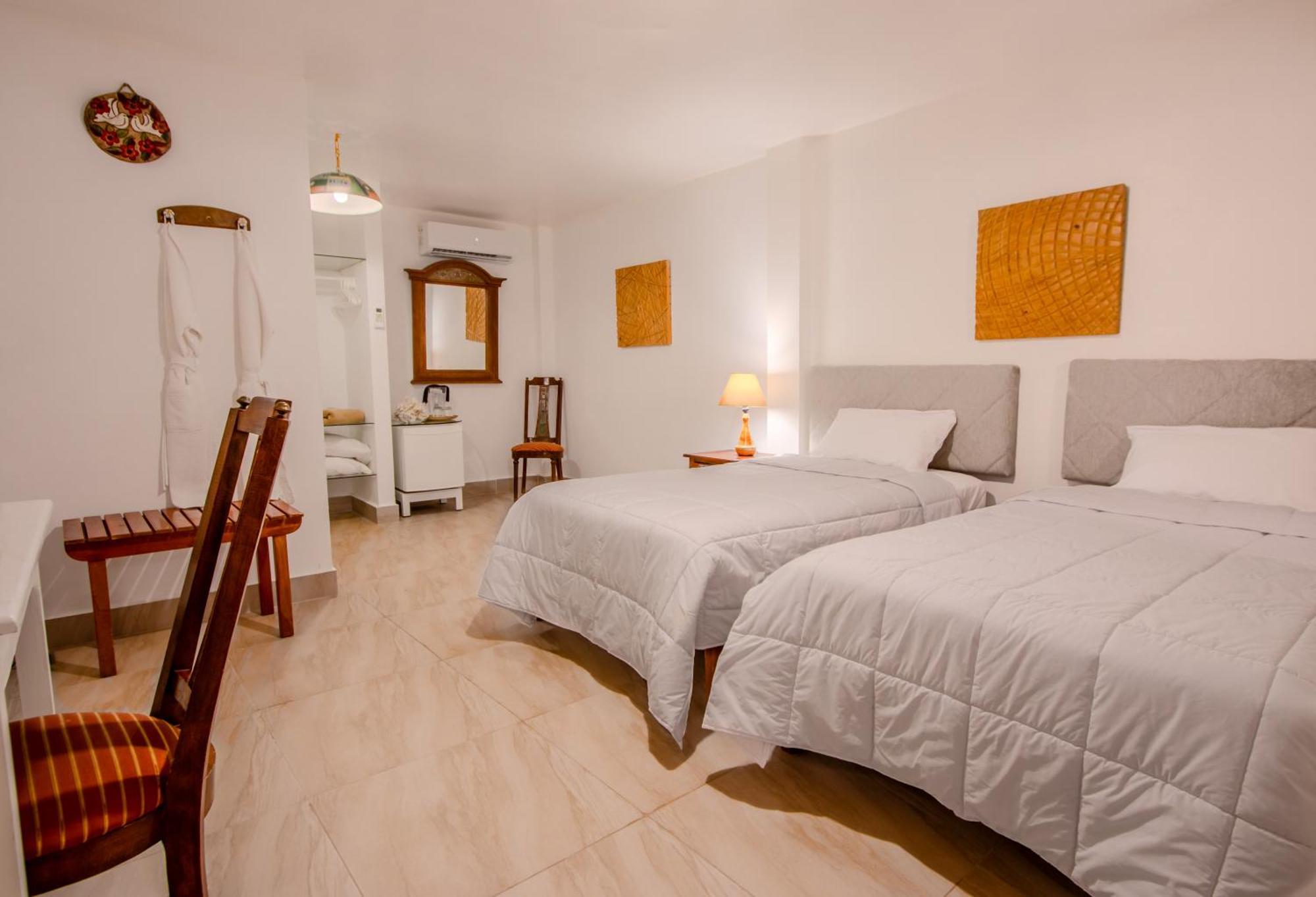 Hotel La Casa De Marita Puerto Villamil Esterno foto