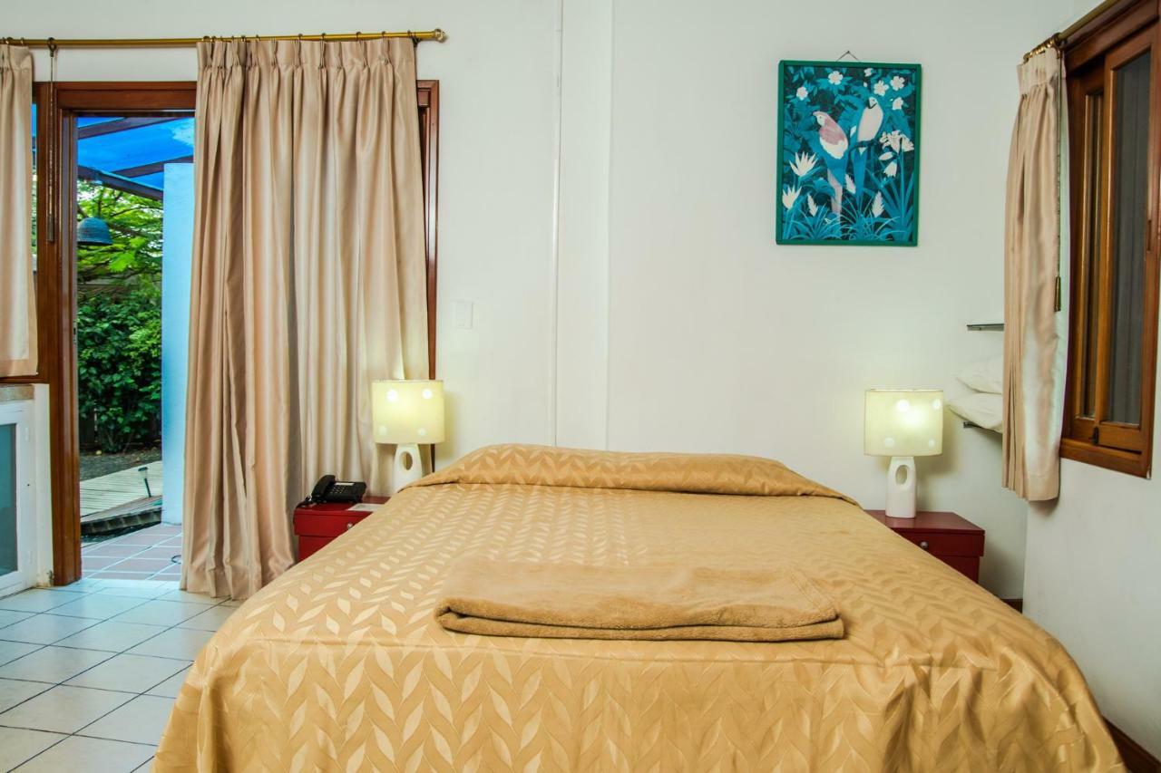 Hotel La Casa De Marita Puerto Villamil Esterno foto
